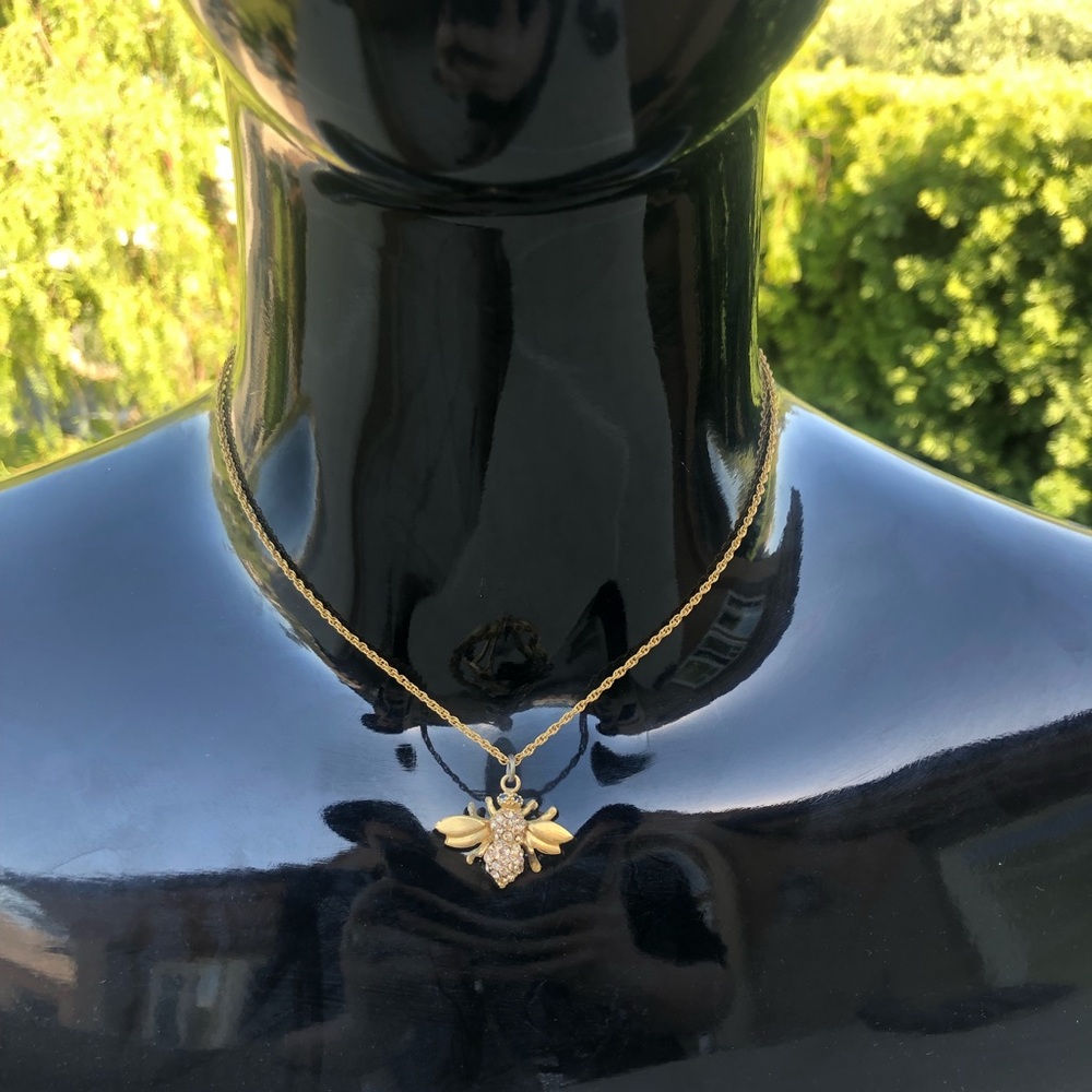 Vintage bee pendant